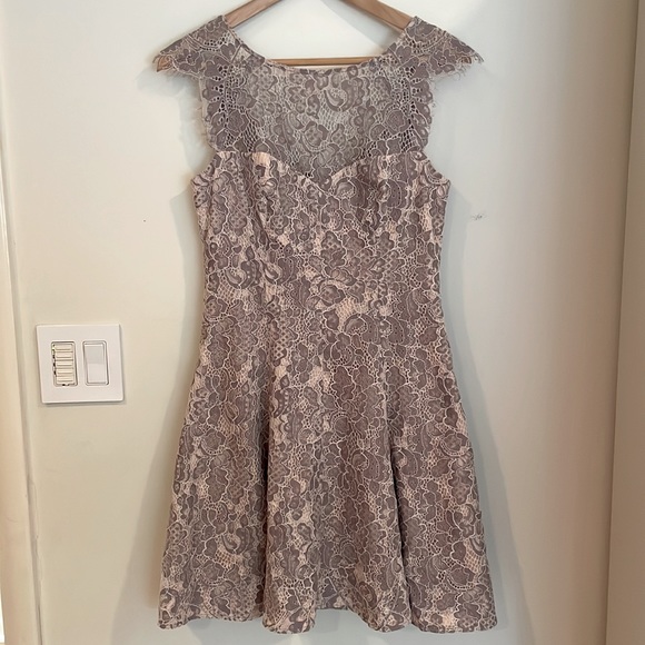 Eliza J Lavender/Grey with Tan Bodice Lace Cocktail Wedding Dress, EUC - Picture 5 of 8